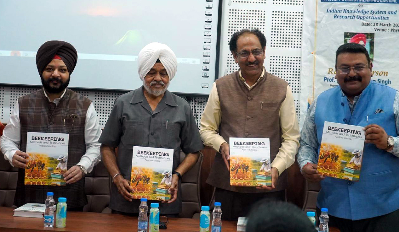 A Legacy of Learning: Mentor and Protégé Release Memoirs at DAV College Jalandhar